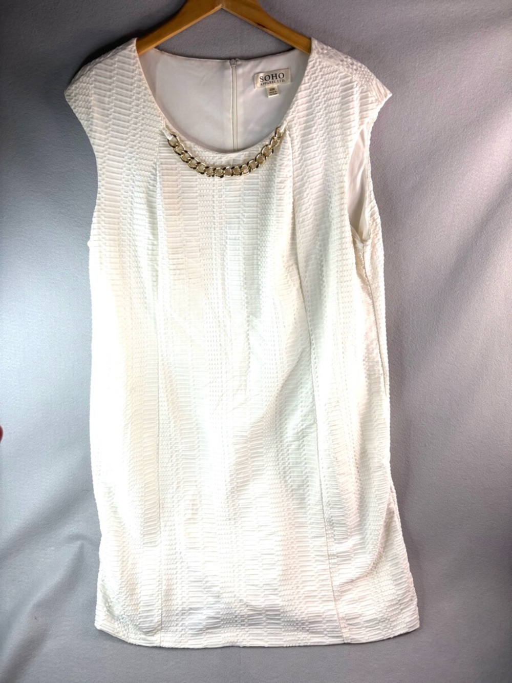 SOHO Apparel AVY 20W Sleeveless Shift Dress w Chain Neckline in Antique Ivory